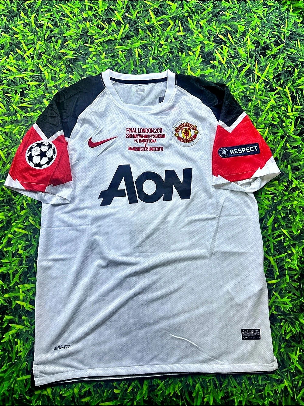 Nike Manchester United 2010-11 UEFA Champions League Final Away Jersey